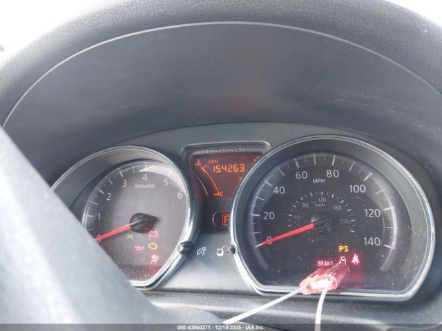 Nissan Versa 1.6 Sv Image 5