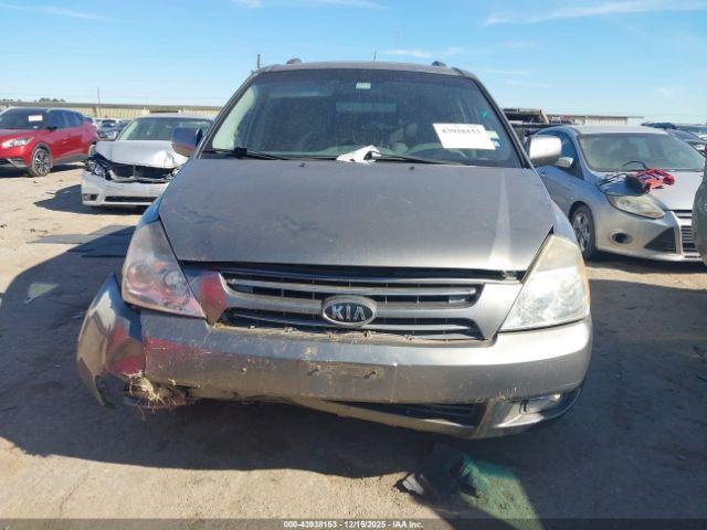 Kia Sedona Ex Image 10