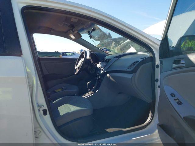 Hyundai ACCENT Gls Image 5