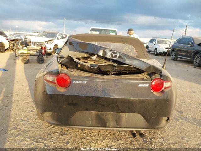 Mazda MX-5 Miata Grand Touring Image 15