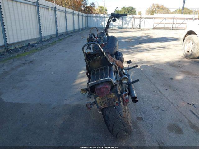 Harley-Davidson Fxst Custom Image 10