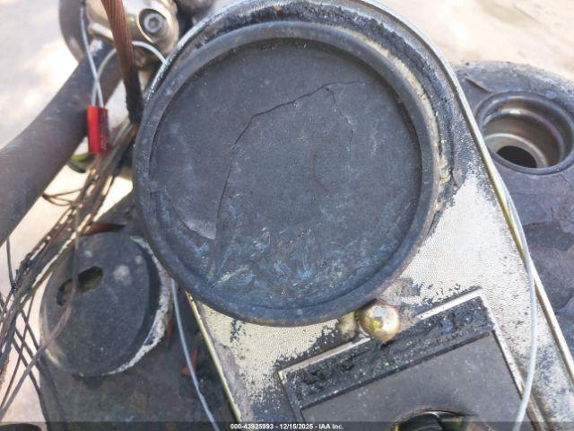 Harley-Davidson Fxst Custom Image 11