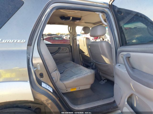 Toyota Sequoia Sr5 V8 Image 5