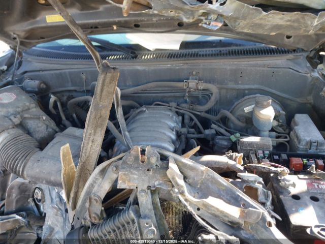 Toyota Sequoia Sr5 V8 Image 10