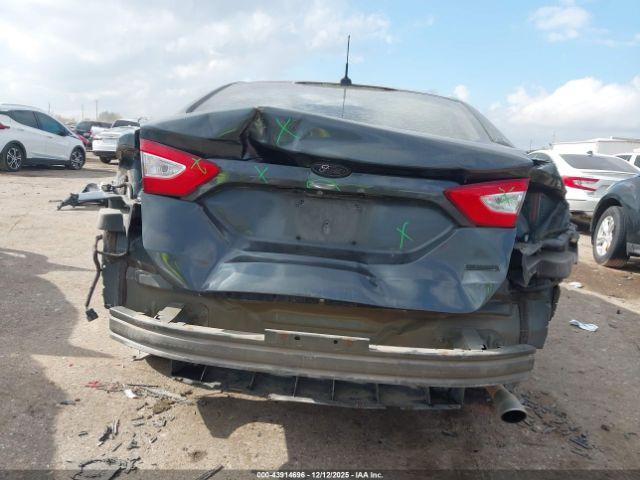 Ford Fusion Se Image 6