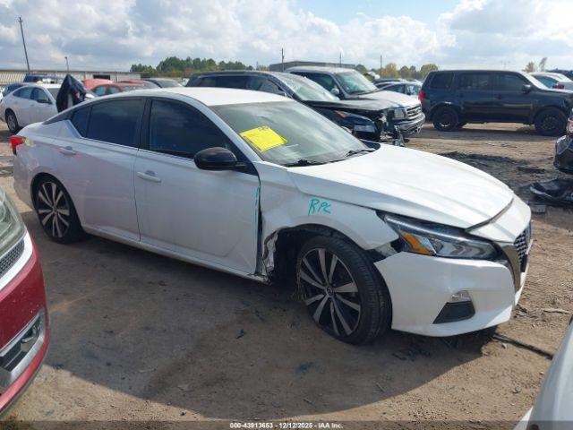 Nissan Altima 2.5 Sr Image 14