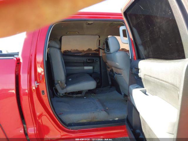 Toyota Tundra Sr5 5.7l V8 Image 8