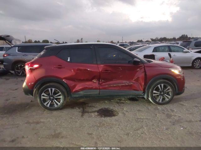 Nissan Kicks Sv Image 8