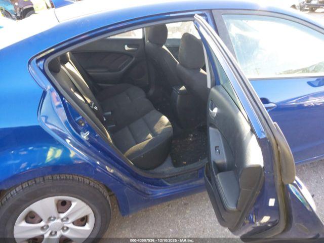 Kia Forte Lx Image 8