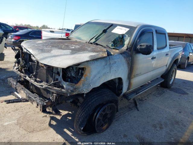 Toyota Tacoma Prerunner V6 Image 2