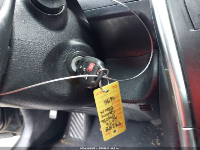 Toyota Camry Se Image 4