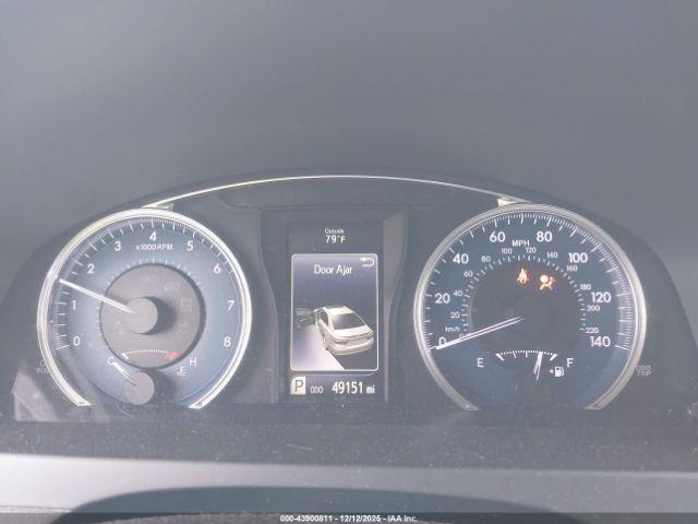 Toyota Camry Le Image 15