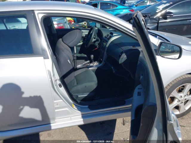 Toyota Corolla S Image 7