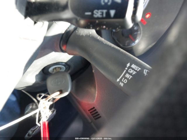 Toyota Corolla S Image 12