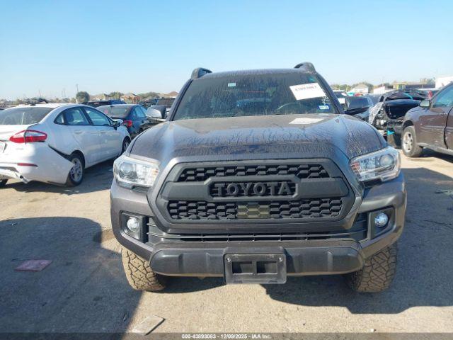 Toyota Tacoma Trd Off Road Image 13