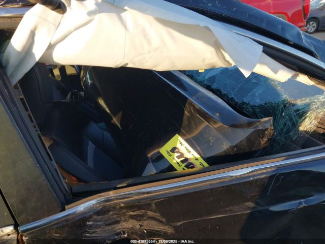 Toyota Camry Se Image 8