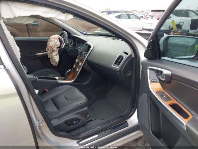 Volvo XC60 T5 Inscription Image 14