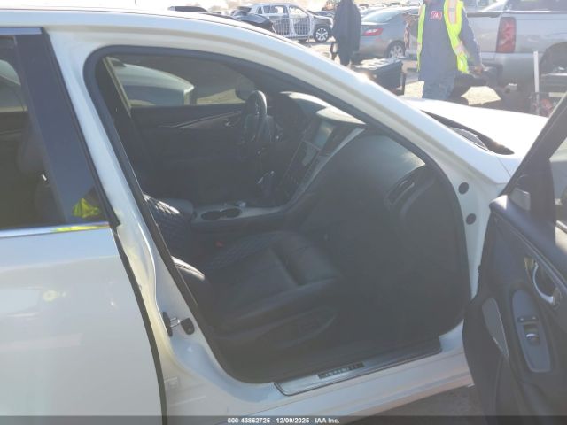 INFINITI Q50 3.0t Red Sport 400 Image 9