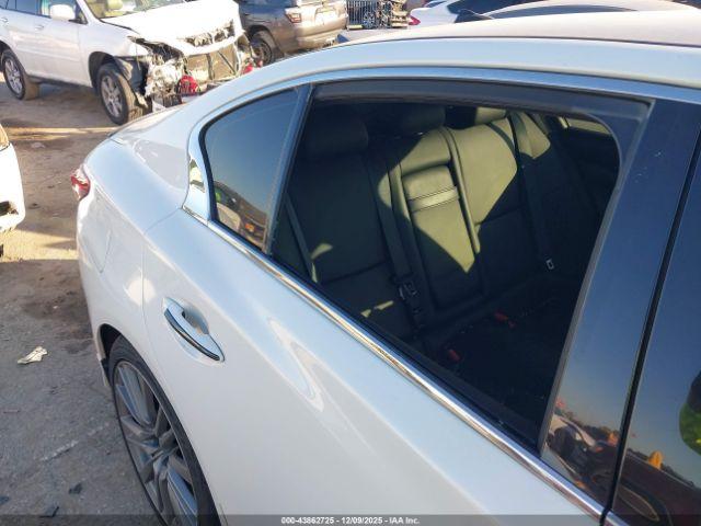 INFINITI Q50 3.0t Red Sport 400 Image 6