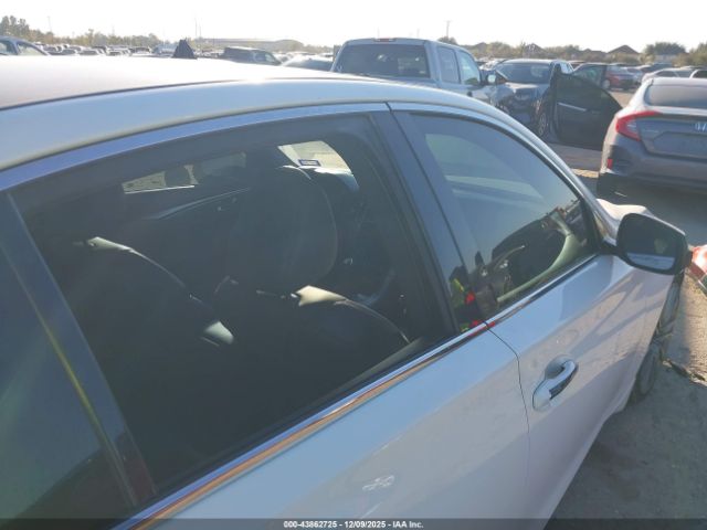 INFINITI Q50 3.0t Red Sport 400 Image 18