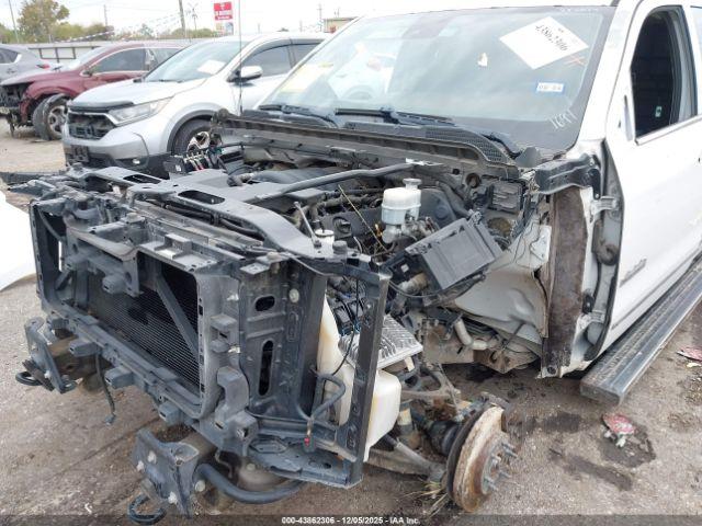 Chevrolet Silverado 1500 High Country Image 6