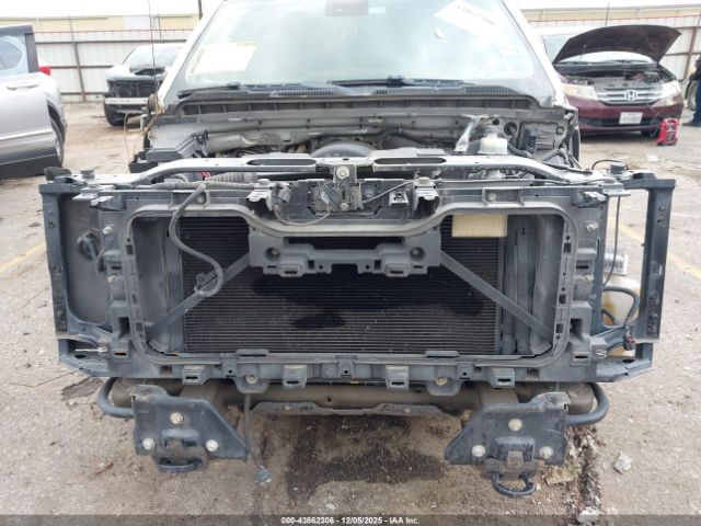 Chevrolet Silverado 1500 High Country Image 10