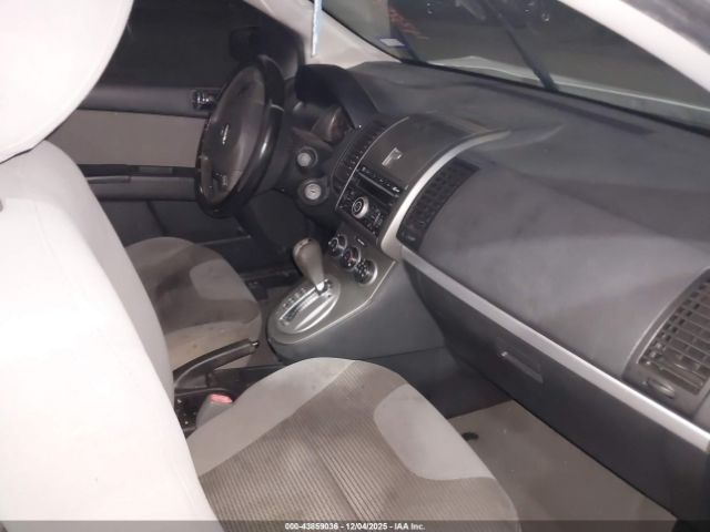 Nissan Sentra 2.0 Sr Image 2