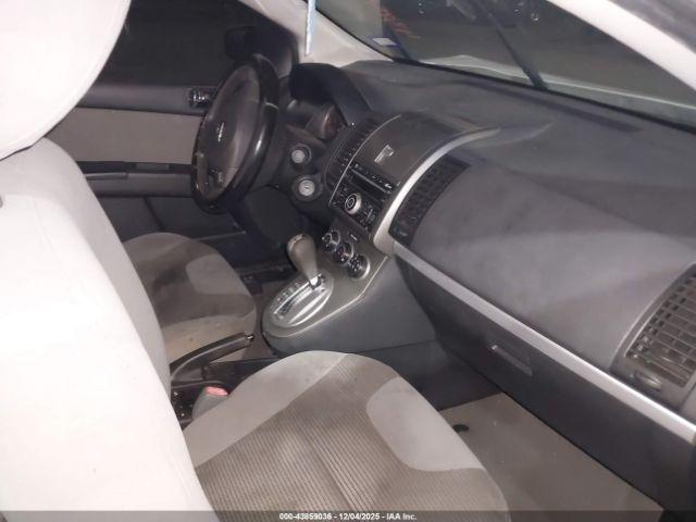 Nissan Sentra 2.0 Sr Image 2