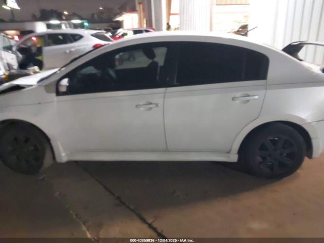 Nissan Sentra 2.0 Sr Image 14