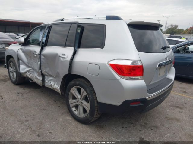 Toyota Highlander Limited V6 Image 4