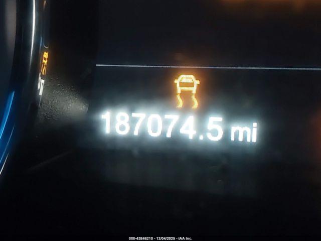 Ford F-150 Lariat Image 5