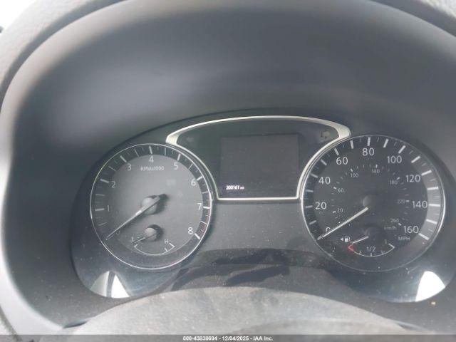 Nissan Altima 2.5 S Image 7