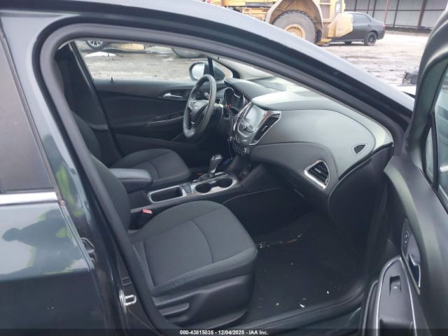 Chevrolet Cruze Lt Auto Image 16