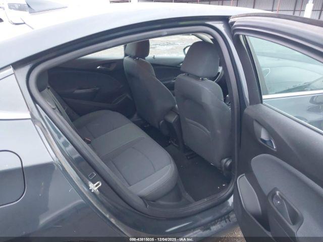 Chevrolet Cruze Lt Auto Image 10