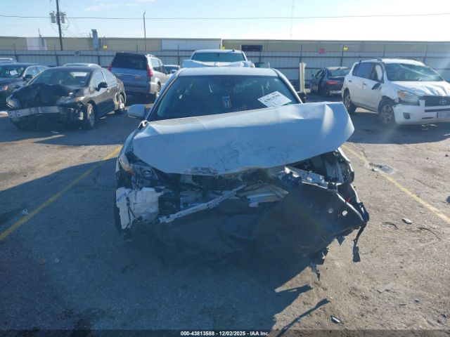 Toyota Camry Se Image 3