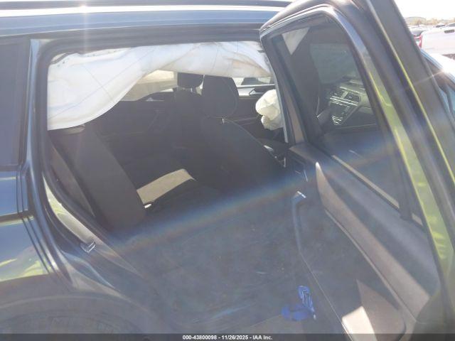 Volkswagen Tiguan 2.0t S Image 8