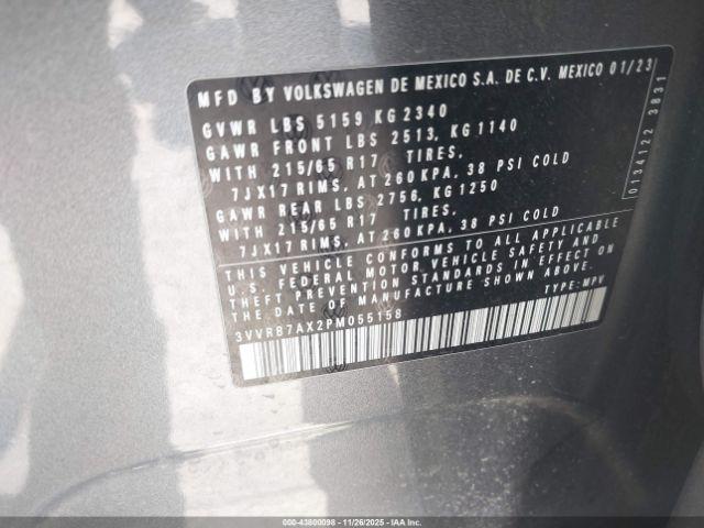 Volkswagen Tiguan 2.0t S Image 12