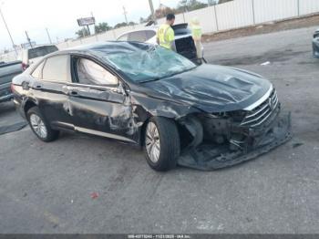  Salvage Volkswagen Jetta