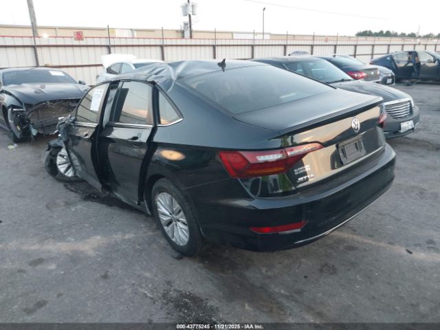 Volkswagen Jetta Image 7