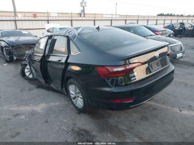 Volkswagen Jetta Image 7