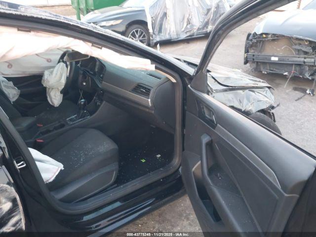 Volkswagen Jetta Image 10