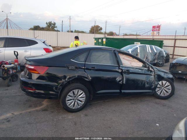 Volkswagen Jetta Image 16