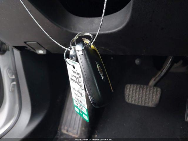 Chevrolet Equinox Fwd Ls Image 12