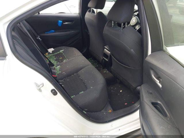 Toyota Corolla Se Image 11