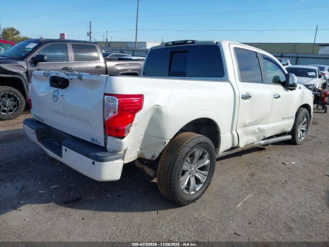 Nissan Titan Sl Image 5