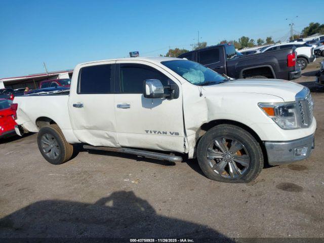 Nissan Titan Sl Image 16