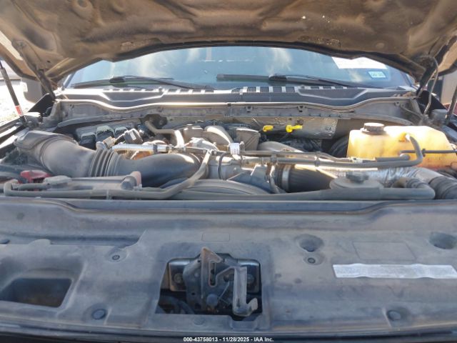 Ford F-250 Lariat Image 9