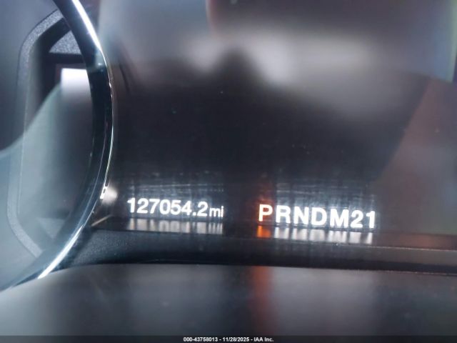 Ford F-250 Lariat Image 15