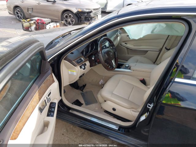 Mercedes-Benz E-Class Image 14