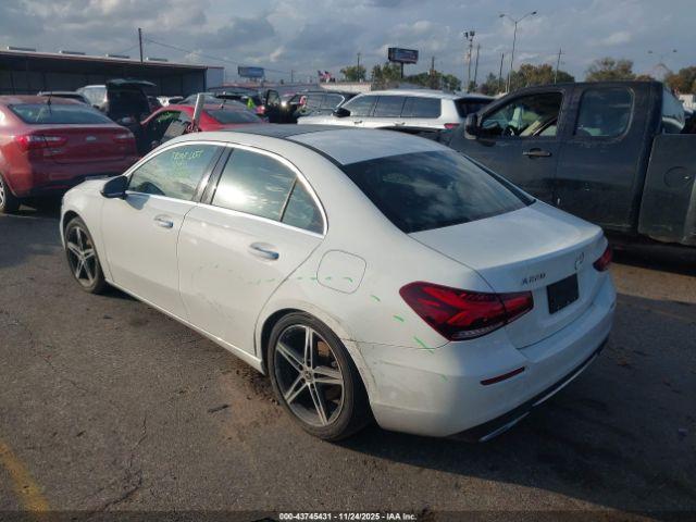 Mercedes-Benz A-Class Image 6